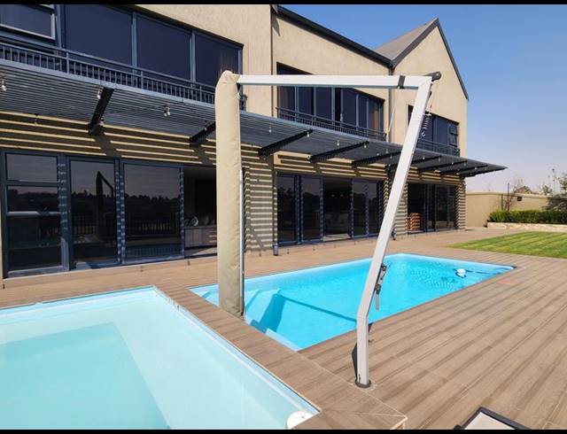 5 BEDROOM HOUSE FOR SALE IN HERON BANKS GOLF ESTATE